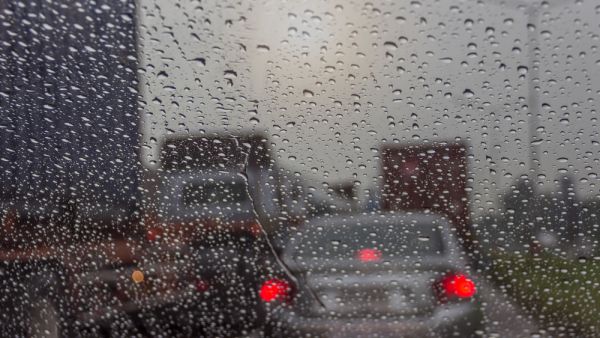 Brigadier Saif Mahir Al Mazrouei, Director General of Dubai Police Traffic Department, called on all motorists to drive with caution during the bad weather conditions