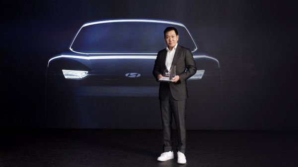 Hyundai Motor wins 2020 Car Design Award for “Prophecy” Concept EV