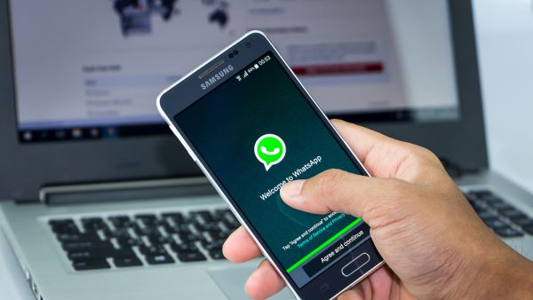 واتساب تطمئن مستخدميها بشأن الخصوصية 