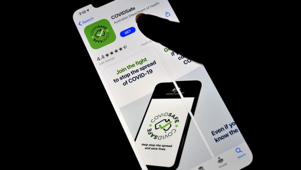 Covid-19 'Contract Tracing' apps are a partial solution /AFP