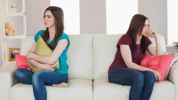 عبارات مؤثرة وأجمل كلام عن الناس اللي بوجهين