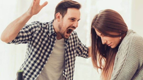 عقاب الزوج الذي يضرب زوجته عند الله