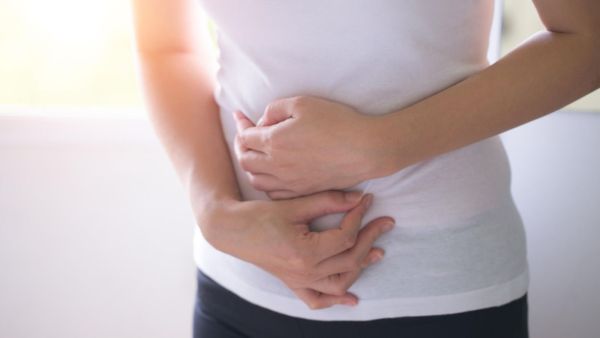 نزول دم في الأسبوع الأول من الحمل: الأسباب وكيفية التعامل نزول دم في الأسبوع الأول من الحمل: الأسباب وكيفية التعامل