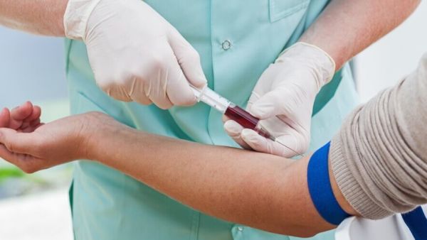 هل يظهر الحمل في تحليل الدم قبل موعد الدورة بأسبوع؟ هل يظهر الحمل في تحليل الدم قبل موعد الدورة بأسبوع؟