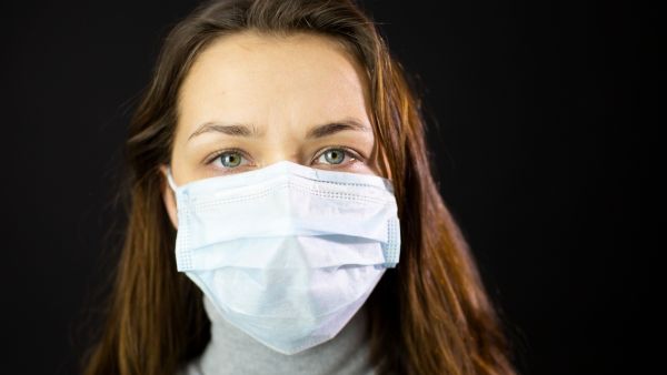 يجب عليك طلب المساعدة الطبية إذا تفاقمت أعراضك أو استمرت لفترة أطول من سبعة أيام