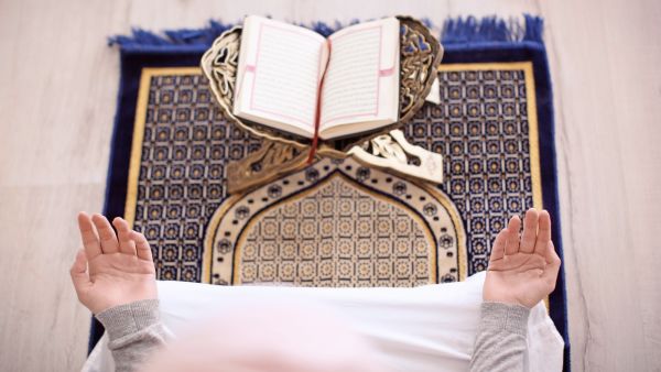 دعاء اليوم الثالث والعشرين من شهر رمضان دعاء اليوم الثالث والعشرين من شهر رمضان