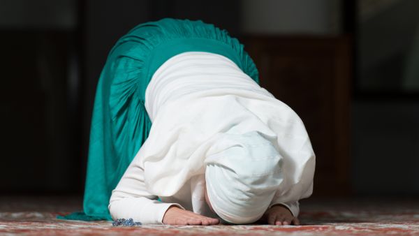 دعاء اليوم السادس عشر من شهر رمضان دعاء اليوم السادس عشر من شهر رمضان