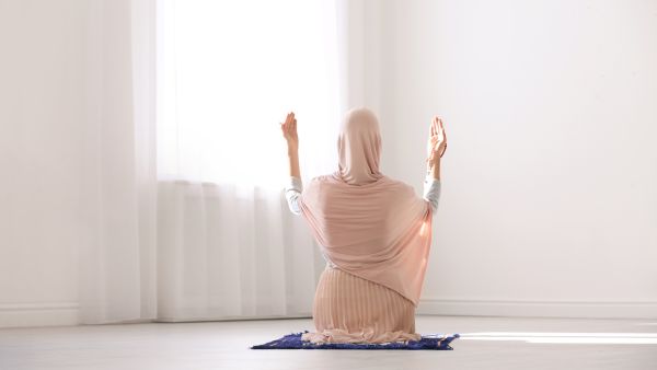 اللهم أهله علينا بالأمن والإيمان والسلامة والإسلام دعاء دخول رمضان 2021