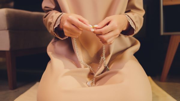 دعاء قصير جدًا مستجاب بإذن الله