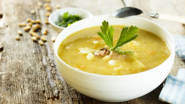 شوربة العدس