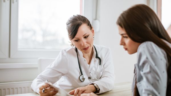 من طرق تحسين خصوبة المرأة بعد عمر الثلاثين هي الحرص على لياقة جسدك