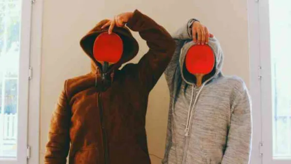 يرفض القوس قبول ارتكابه أي خطأ بكل ما اوتيه من قوة