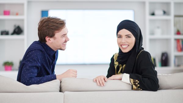 ما حكم من جامع زوجته في نهار رمضان ؟