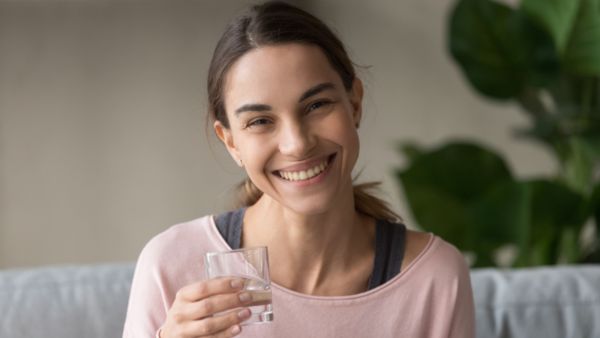 ينظف الزنجبيل المرارة والكلى والكبد ويطرد السموم من الجسم