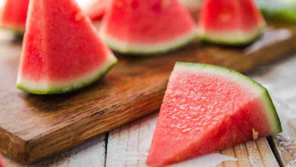 البطيخ مفيداً في علاج حصى الكلية والمثانة