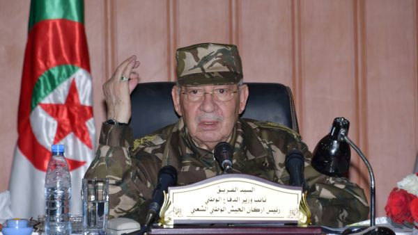 رئيس أركان الجيش الجزائري، الفريق أحمد قايد صالح