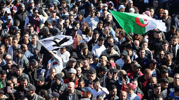 من الاحتجاجات في الجزائر