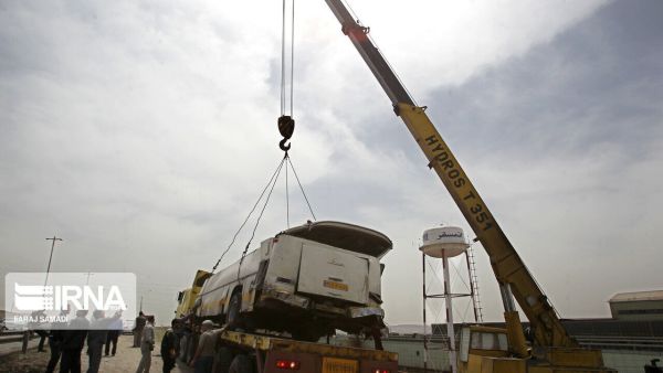سقوط حافلة في واد بشمال إيران