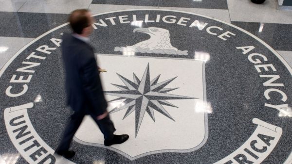 الموظف السابق في دائرة الاستخبارات الأمريكية، رون روكويل هانسن اعترف بتجسسه لصالح الصين