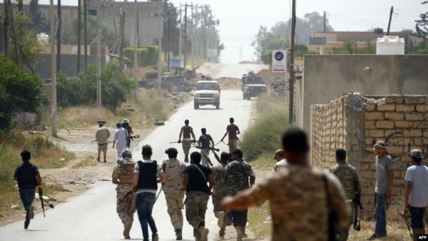 مقتل 5 قيادات من قوات اللواء المتقاعد خليفة حفتر خلال معارك اليومين الماضيين حول العاصمة طرابلس