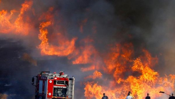 حرائق كبيرة تلتهم مساحات واسعة من الأراضي الزراعية في العراق