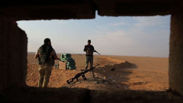 غارات شنتها طائرات حربية مجهولة في منطقة البوكمال في شرق سوريا