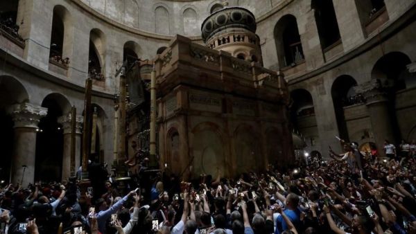 صفقة بيع مشبوهة لثلاثة أوقاف مسيحية في باب الخليل في القدس المحتلة