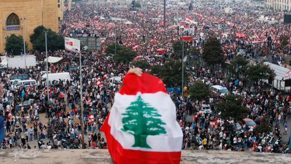 الاحتجاجات الشعبية في لبنان تدخل يومها العاشر