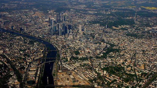 العاصمة الاسبانية مدريد