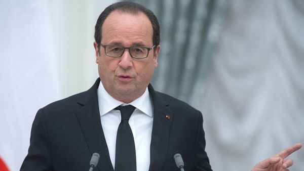 الرئيس الفرنسي السابق فرانسوا أولاند