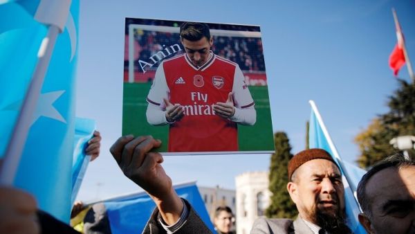  نجم نادي أرسنال، مسعود أوزيل