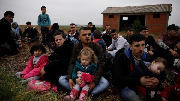 سلطات تركيا ولبنان أطلقت حملة لترحيل مئات اللاجئين السوريين إلى مناطق في بلادهم