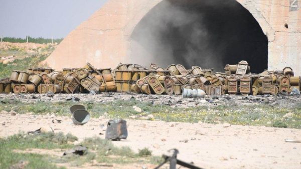 انفجارا في مطار الشعيرات العسكري بريف حمص/ أرشيفية