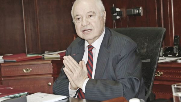 رجل الأعمال طلال أبو غزالة