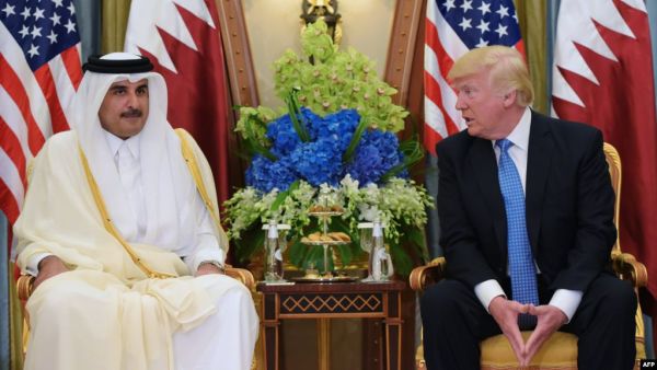 الرئيس الأمريكي، دونالد ترامب وأمير قطر، الشيخ تميم بن حمد آل ثاني