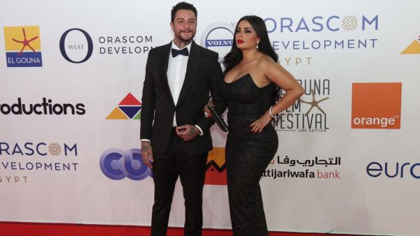 أحمد الفيشاوي وزوجته ندى كامل
