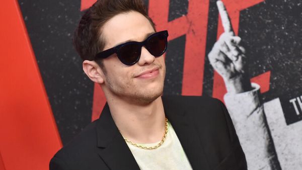 Pete Davidson, Three Other Cast Members to Leave 'Saturday Night Live'