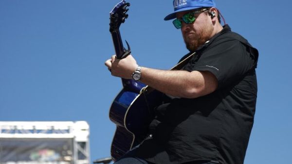 Luke Combs Unable to Perform at CMT Music Awards