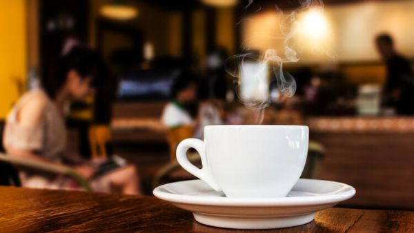 Tanzania Cafe Employs Deaf Waiters to Fight Discrimination
