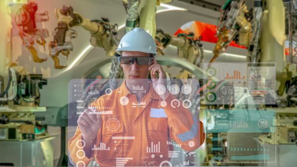 Report: AR Industry May Disrupt Future Oil & Gas Operations