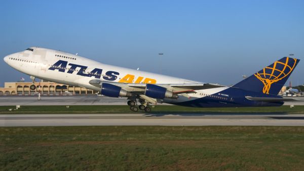 Atlas Air to Purchase 4 Boeing 747-8 Freighters