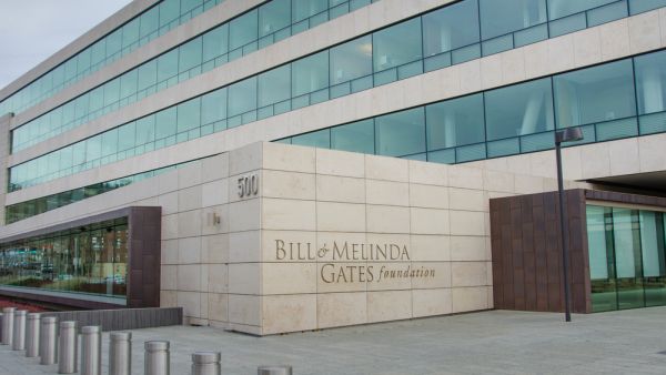 The Gates Foundation’s funding is part of its $100 million commitment to the COVID-19 response announced last month. (Shutterstock) Gates, 2 Other Charities Pledge $125 Million to Combat COVID-19