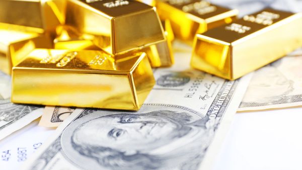 Gold Prices Projected To Soar In Coming Months