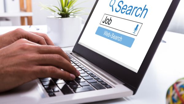 India Launches New Job Portal to Help NRIs Find Work