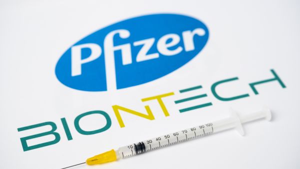 Pfizer Predicts $15 Billion from COVID Vaccine Sales in 2021