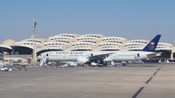 Foreigners Allowed to Fly Out of Saudi Arabia