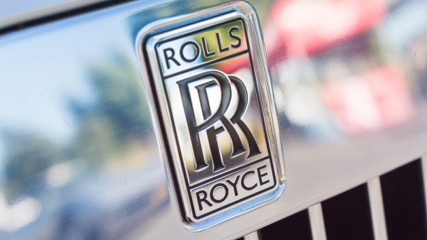 Rolls-Royce to Lay-Off 9,000 Employees