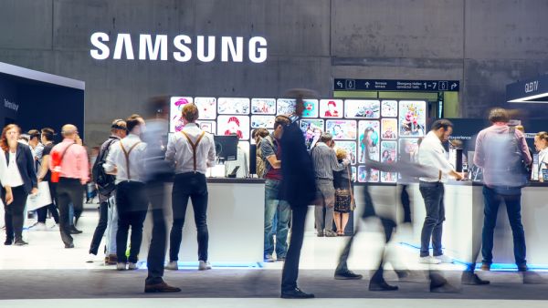 How Samsung Is Turning the Pandemic Crisis Into An Opportunity