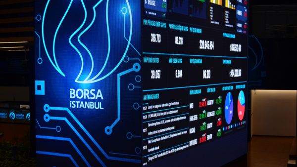 The U.S. dollar/Turkish lira exchange rate was 5.6780 as of 9.30 a.m. local time (0630GMT) on Monday, up from 5.6440 on Friday.
