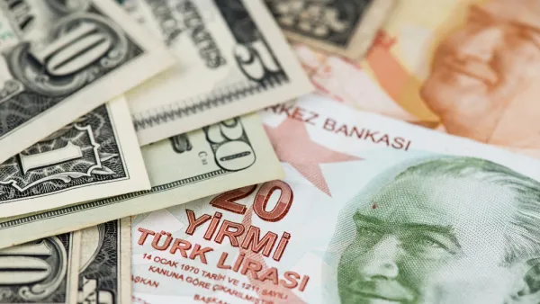 Turkey: Lira Hits Record Low Over Geopolitical Concerns